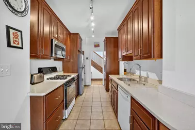 1212 C Street NE, Washington, DC 20002 - Photo 11