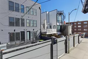 558 Harvard St NW, Washington, DC 20001 - Photo 57