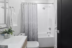 558 Harvard St NW, Washington, DC 20001 - Photo 33