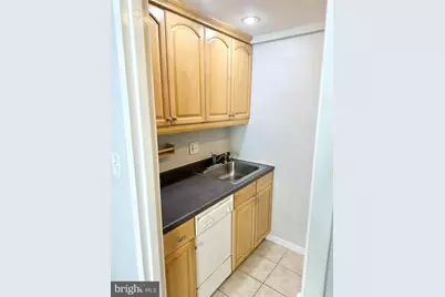 2141 I Street NW #310, Washington, DC 20037 - Photo 9