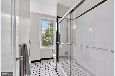 2410 20th Street NW #210, Washington, DC 20009 - Photo 13