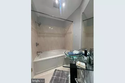 449 New Jersey Avenue SE #B, Washington, DC 20003 - Photo 19