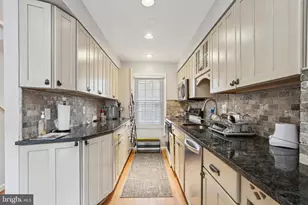 900 24th St NW, Washington, DC 20037 - Photo 13