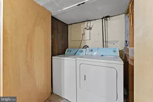 2405 Rhode Island Ave NE, Washington, DC 20018 - Photo 17