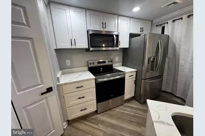 2725 Connecticut Avenue NW #303, Washington, DC 20008 - Photo 3
