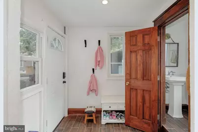 706 Van Buren Street NW, Washington, DC 20012 - Photo 17