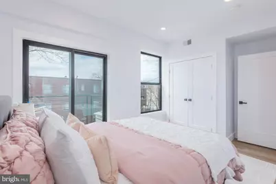 1012 17th Place NE #FOUR, Washington, DC 20002 - Photo 9