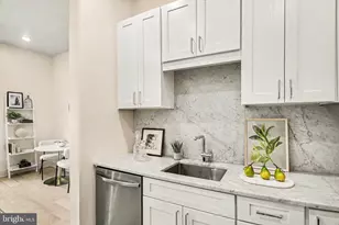 1009 17th St NE, Washington, DC 20002 - Photo 9