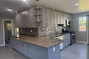 3010 V Pl SE, Washington, DC 20020 - Photo 5
