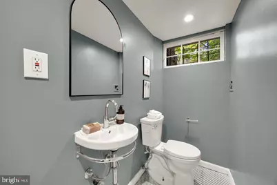 1641 Monroe Street NW, Washington, DC 20010 - Photo 31