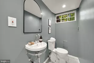 1641 Monroe St NW, Washington, DC 20010 - Photo 31