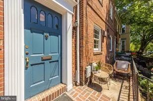 1641 Monroe St NW, Washington, DC 20010 - Photo 3
