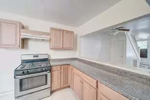 28 Hanover Pl NW, Washington, DC 20001 - Photo 13