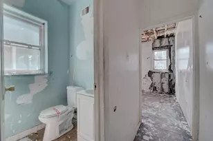 28 Hanover Pl NW, Washington, DC 20001 - Photo 35