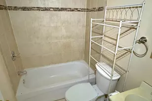 429 60th St NE, Washington, DC 20019 - Photo 9