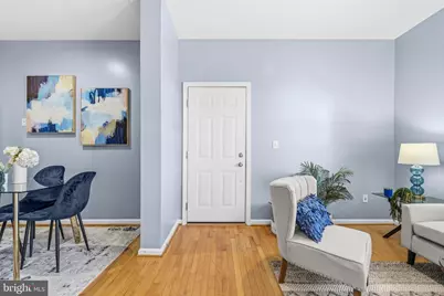 610 Irving Street NW #105, Washington, DC 20010 - Photo 3