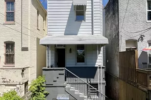 323 13th St SE, Washington, DC 20003 - Photo 19