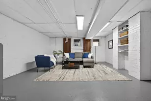 323 13th St SE, Washington, DC 20003 - Photo 37