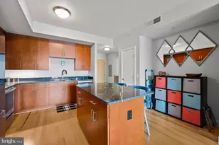 910 M St NW, Washington, DC 20001 - Photo 11