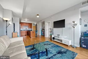 910 M St NW, Washington, DC 20001 - Photo 7