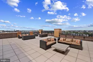 910 M St NW, Washington, DC 20001 - Photo 29