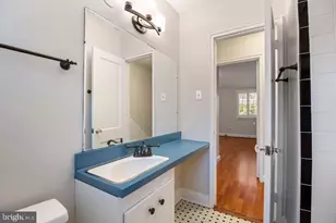 707 Burns St SE, Washington, DC 20019 - Photo 17