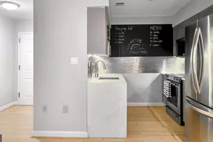 1308 Clifton St NW, Washington, DC 20009 - Photo 11