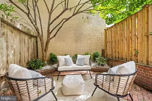 2702 Dumbarton St NW, Washington, DC 20007 - Photo 9
