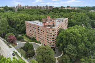 4200 NW Cathedral Ave NW, Washington, DC 20016 - Photo 35