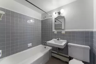 4200 NW Cathedral Ave NW, Washington, DC 20016 - Photo 21