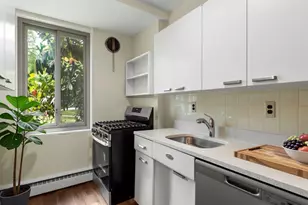4200 NW Cathedral Ave NW, Washington, DC 20016 - Photo 5
