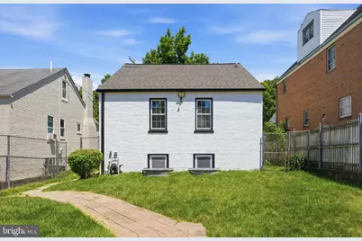 4306 22nd Street NE, Washington, DC 20018 - Photo 65