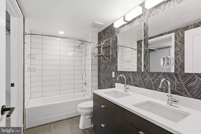 1300 4th Street SE #713, Washington, DC 20003 - Photo 15