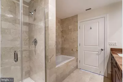 2425 L Street NW #736, Washington, DC 20037 - Photo 19