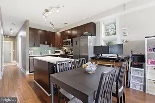 245 15th St SE, Washington, DC 20003 - Photo 9