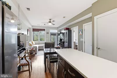 245 15th Street SE #301, Washington, DC 20003 - Photo 5
