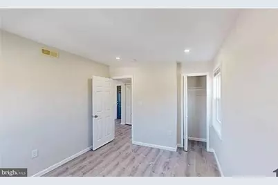 307 Division Avenue NE #301, Washington, DC 20019 - Photo 3