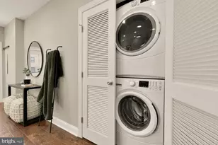 1018 13th St SE, Washington, DC 20003 - Photo 11
