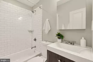 1018 13th St SE, Washington, DC 20003 - Photo 19