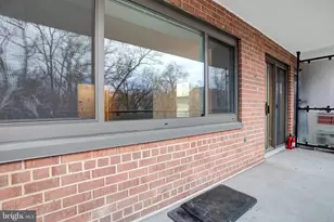 4201 Cathedral Ave NW, Washington, DC 20016 - Photo 15