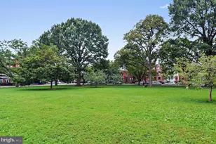 350 9th St SE, Washington, DC 20003 - Photo 23