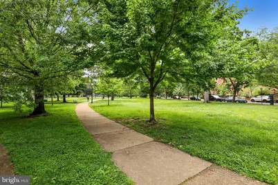 350 9th Street SE #15, Washington, DC 20003 - Photo 27
