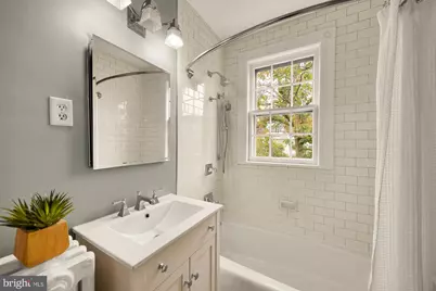 1343 Ives Place SE, Washington, DC 20003 - Photo 19