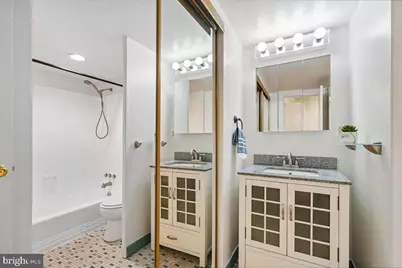 922 24th Street NW #415, Washington, DC 20037 - Photo 13