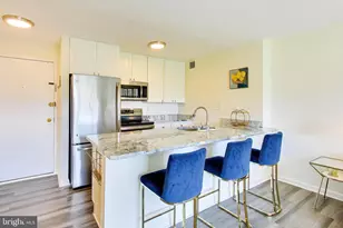 2501 Calvert St NW, Washington, DC 20008 - Photo 5