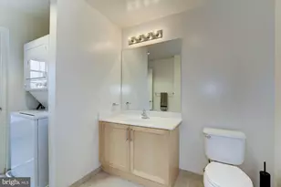 437 New York Ave NW, Washington, DC 20001 - Photo 17