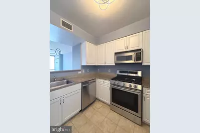 555 Massachusetts Avenue NW #1108, Washington, DC 20001 - Photo 9