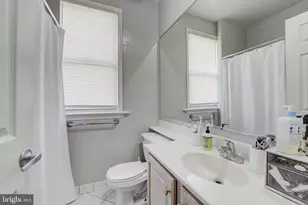 1820 Swann St NW, Washington, DC 20009 - Photo 9
