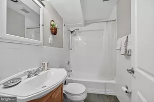 4840 MacArthur Blvd NW, Washington, DC 20007 - Photo 31