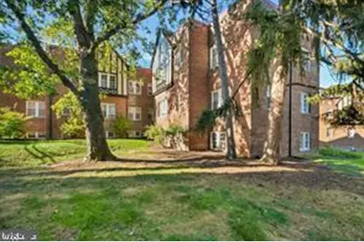 208 Farragut Street NW #207, Washington, DC 20011 - Photo 7